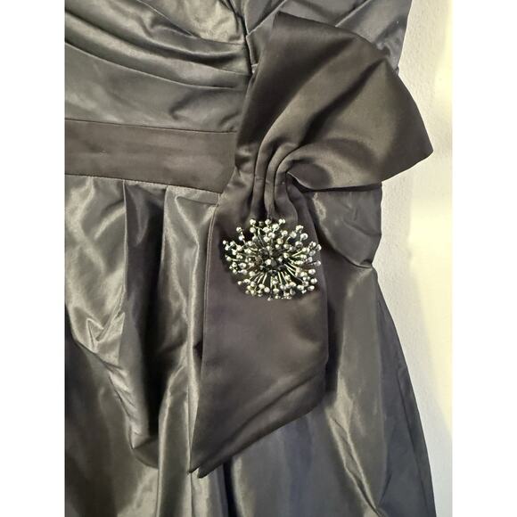 Max And Cleo Dress Women's Size 4 Strapless Sheath Above Knee Pencil Black Party - Picture 2 of 11